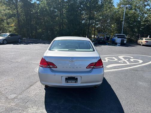 Titanium Metallic 2007 Toyota Avalon Limited