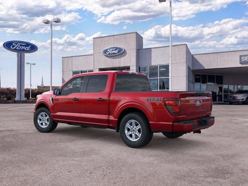 Ruby Red Metallic Tinted Clearcoat 2026 Ford F-150 XLT
