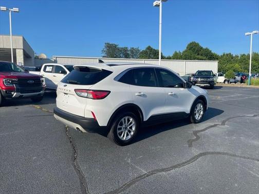 2021 Ford Escape SE