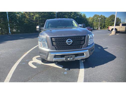 2021 Nissan Titan XD SV