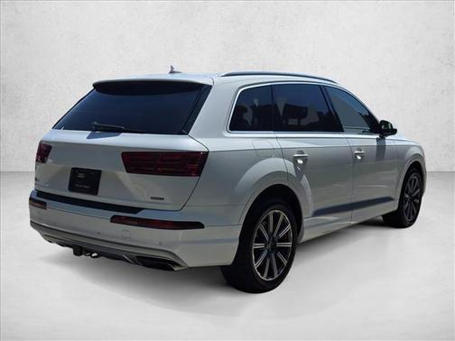 2018 Audi Q7 2.0T Premium Plus