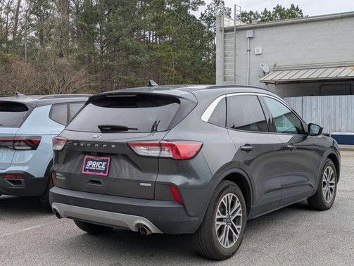 2020 Ford Escape SEL