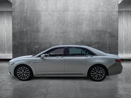 2018 Lincoln Continental Select
