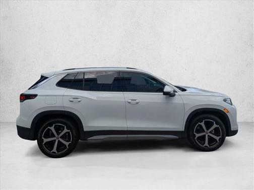 pure white 2026 Volkswagen Tiguan 2.0T SE