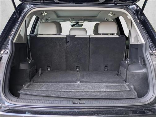 Deep Black Pearl 2021 Volkswagen Tiguan 2.0T SE 4MOTION