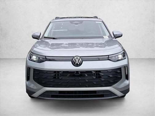 pyrite silver metallic 2026 Volkswagen Tiguan 2.0T SE