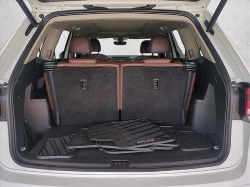 Pure White 2021 Volkswagen Atlas 3.6L SEL