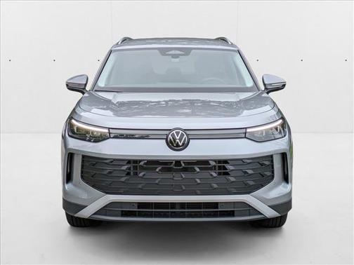 Pyrite Silver Metallic 2025 Volkswagen Tiguan 2.0T S