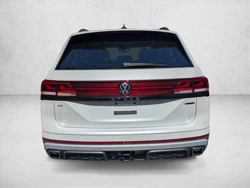 opal white pearl 2026 Volkswagen Atlas Peak Edition