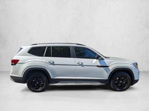 opal white pearl 2026 Volkswagen Atlas Peak Edition