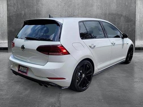 2019 Volkswagen Golf R 2.0T DSG