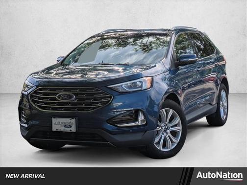 2020 Ford Edge Titanium