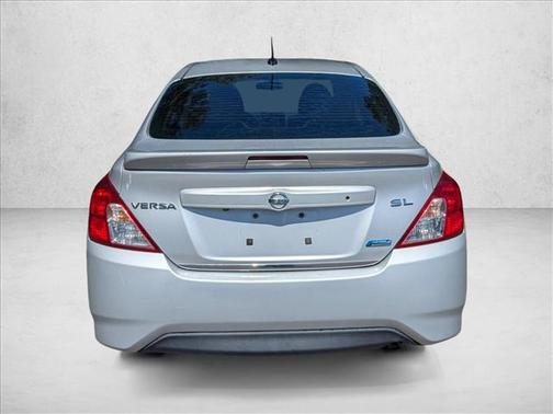 Brilliant Silver 2016 Nissan Versa 1.6 SL