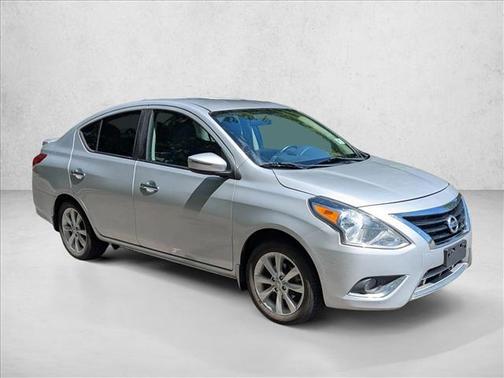 Brilliant Silver 2016 Nissan Versa 1.6 SL