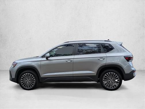 Pyrite Silver Metallic 2026 Volkswagen Taos SE