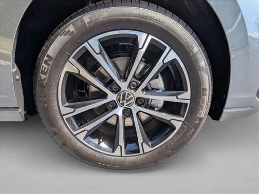 Platinum Gray Metallic 2026 Volkswagen Jetta 1.4T S
