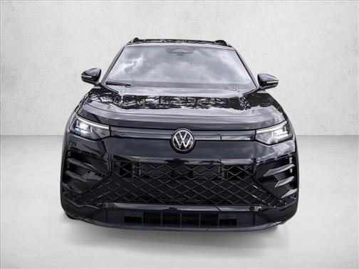 deep black pearl 2026 Volkswagen Tiguan 2.0T SE R-Line Black 4MOTION
