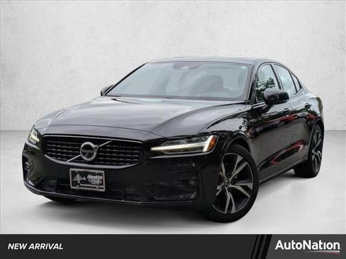 2021 Volvo S60 T5 R-Design