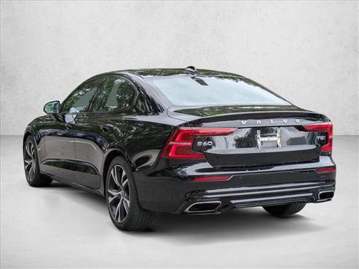 2021 Volvo S60 T5 R-Design