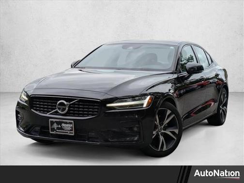 2021 Volvo S60 T5 R-Design