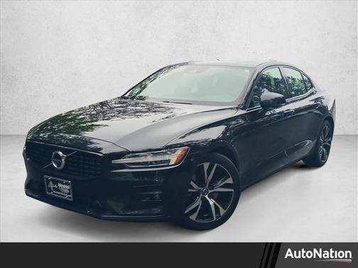 2021 Volvo S60 T5 R-Design