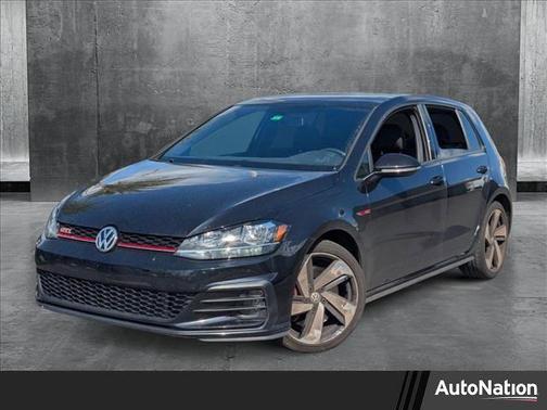 2021 Volkswagen Golf GTI 2.0T SE DSG