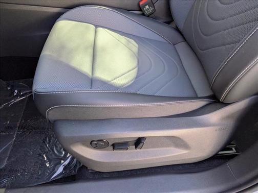 Opal White w/Deep Black Roof 2026 Volkswagen Tiguan 2.0T SE R-Line Black