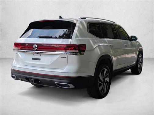 Opal White Pearl 2026 Volkswagen Atlas 2.0T SE w/Technology 4MOTION