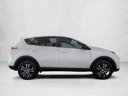 Super White 2018 Toyota RAV4 LE