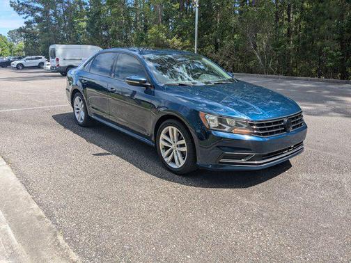 2019 Volkswagen Passat 2.0T Wolfsburg Edition