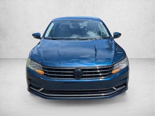 2019 Volkswagen Passat 2.0T Wolfsburg Edition
