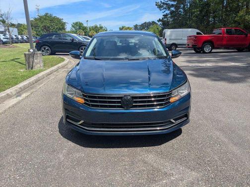 2019 Volkswagen Passat 2.0T Wolfsburg Edition