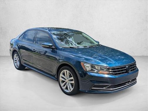 2019 Volkswagen Passat 2.0T Wolfsburg Edition