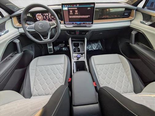 2026 Volkswagen Tiguan 2.0T SEL R-Line 4MOTION