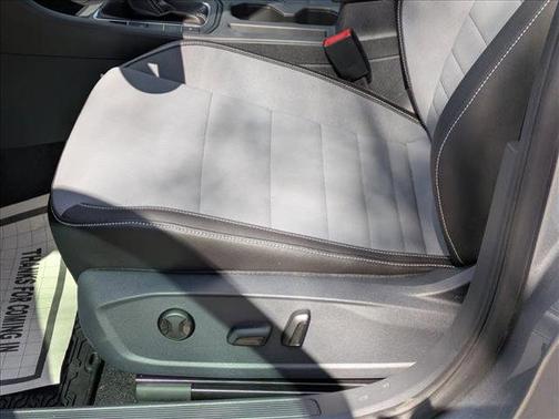 Pyrite Silver Metallic 2026 Volkswagen Jetta 1.4T SE