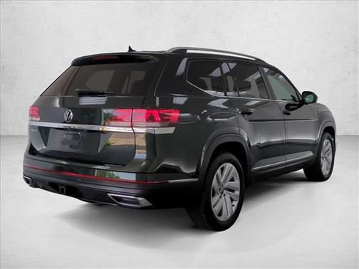 Racing Green Metallic 2021 Volkswagen Atlas 3.6L SEL