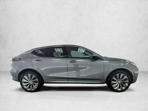 Moonstone Gray Metallic 2026 Buick Envista Avenir FWD