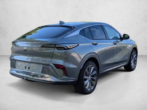 Moonstone Gray Metallic 2026 Buick Envista Avenir FWD