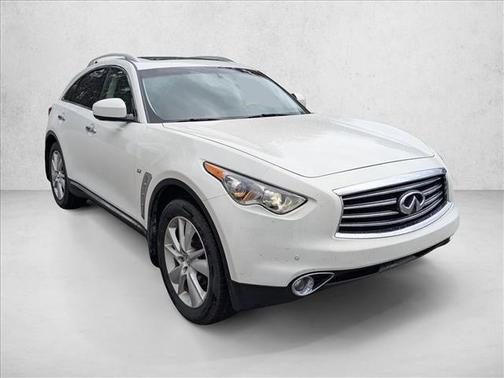 2015 INFINITI QX70 Base