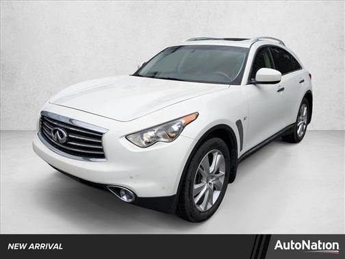 2015 INFINITI QX70 Base
