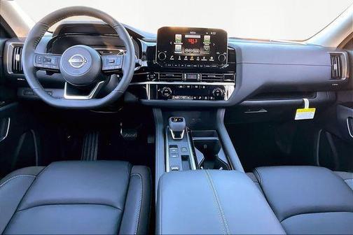 Super Black 2026 Nissan Pathfinder SL