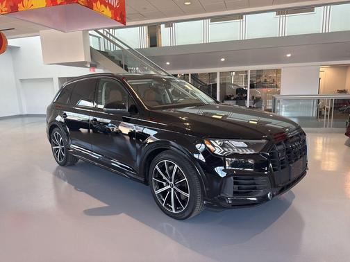2023 Audi Q7 55 Prestige