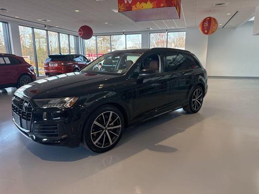 2023 Audi Q7 55 Prestige