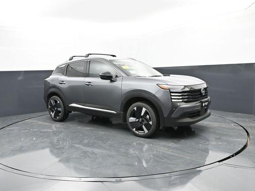 Gun Metallic 2026 Nissan Kicks SR