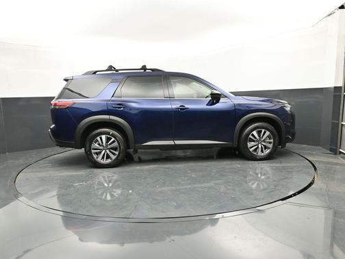 Deep Ocean Blue Pearl 2026 Nissan Pathfinder SL