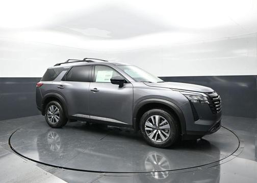 Gun Metallic 2026 Nissan Pathfinder SL