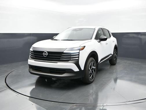 Fresh Powder 2026 Nissan Kicks SV
