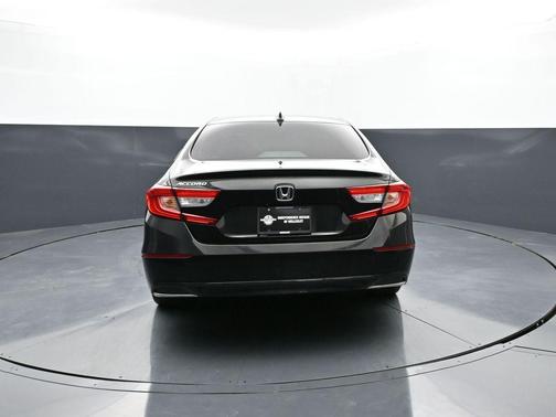-Select- 2018 Honda Accord EX