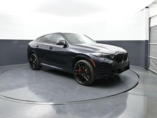 Carbon Black Metallic 2025 BMW X6 M60i