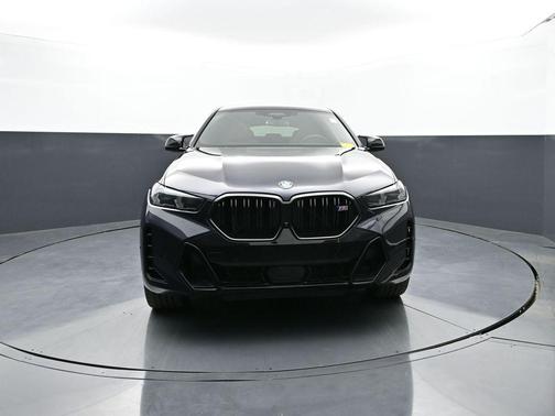 Carbon Black Metallic 2025 BMW X6 M60i
